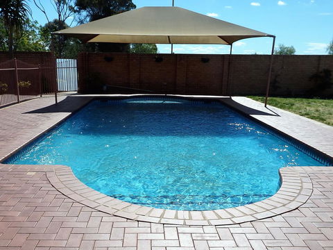 Fairways Bed & Breakfast At Jerilderie - Tweed Heads Accommodation 2