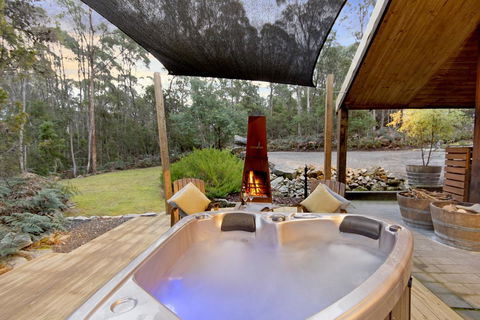 Falls River Luxury Accommodation - Tweed Heads Accommodation 2