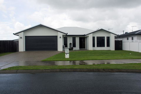 Family Friendly Holiday Home - Tweed Heads Accommodation 3