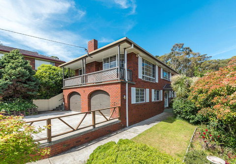 FAMILY With Children Of All Ages - Water/Bridge View - Tweed Heads Accommodation 0