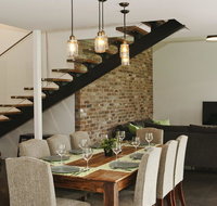 Farrant House - modern and contemporary - Tweed Heads Accommodation