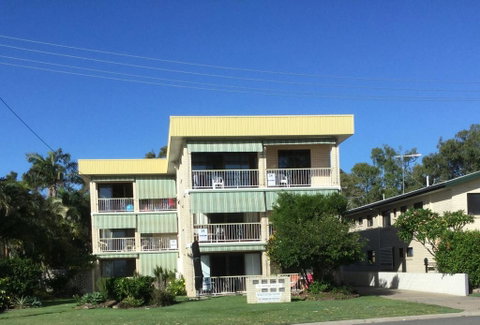 First Floor Unit With Waterviews From Your Balcony! - Tweed Heads Accommodation 0