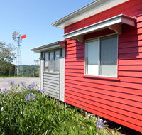 Flame Hill Vineyard - Tweed Heads Accommodation