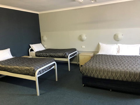 Flinders Motel - Tweed Heads Accommodation 2