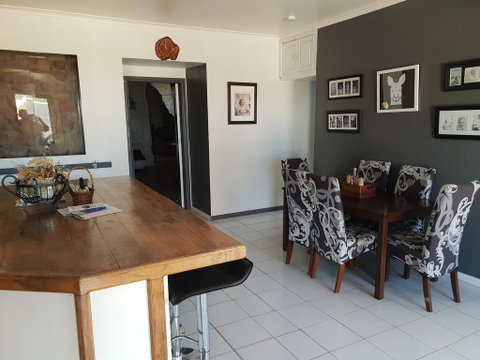 Fossickers Den Dugout Accommodation - Tweed Heads Accommodation 3