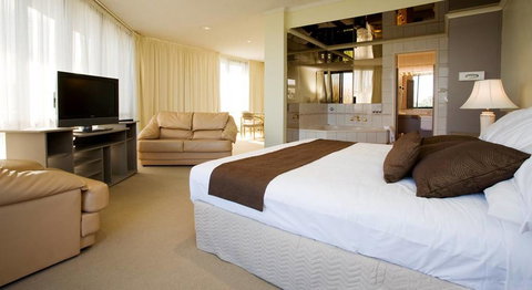 Frankston International - Tweed Heads Accommodation 1