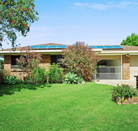 Freshly revovated Dog Friendly House walking distance to Waterfront - Tweed Heads Accommodation