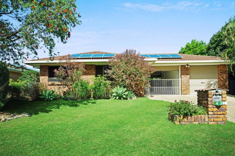 Freshly Revovated Dog Friendly House Walking Distance To Waterfront! - Tweed Heads Accommodation 0
