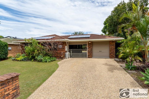 Freshly Revovated Dog Friendly House Walking Distance To Waterfront! - Tweed Heads Accommodation 2
