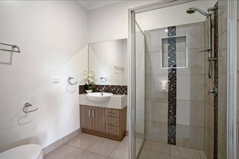 GALBRAITH BEACH STUDIO 3 - Tweed Heads Accommodation 3