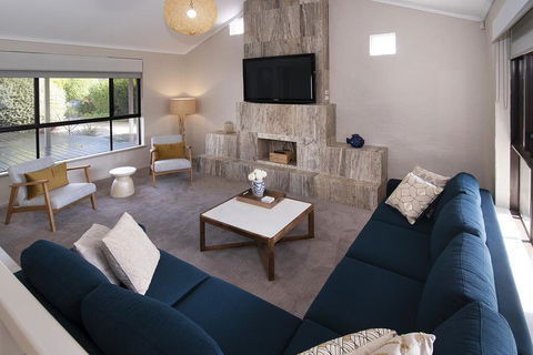 GIFFORD HOUSE - Tweed Heads Accommodation 2