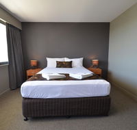 Gladstone Reef Hotel Motel - Tweed Heads Accommodation