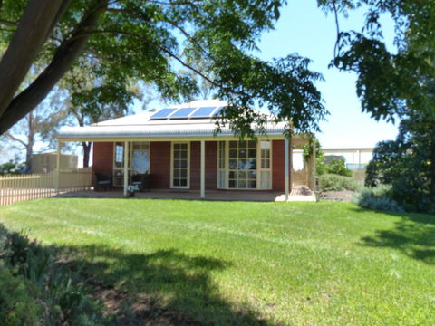 Glenbar Cottage Yelta - Tweed Heads Accommodation 3