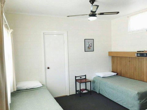 Glossop Motel - Tweed Heads Accommodation 0