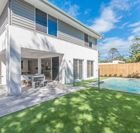 Going Coastal On Sunshine - Tweed Heads Accommodation