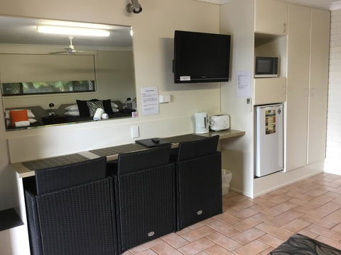 Golden Palms Motor Inn - Tweed Heads Accommodation 2