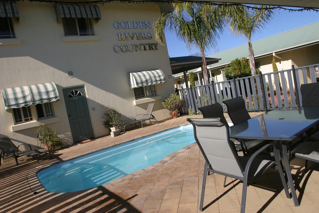 Hillston NSW Tweed Heads Accommodation