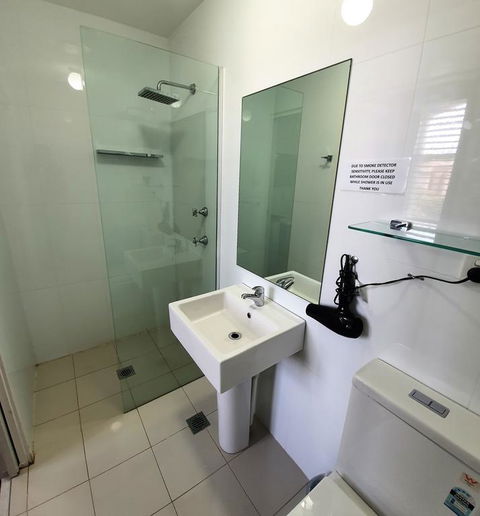 Grand Hotel - Tweed Heads Accommodation 3