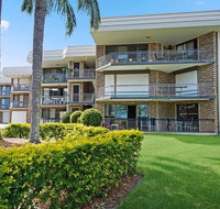 Great location close to waterfront Shops Restaurants and Cafes. - Tweed Heads Accommodation