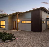 Great Ness Beachhouse - WiFi - Pet-Friendly - Tweed Heads Accommodation