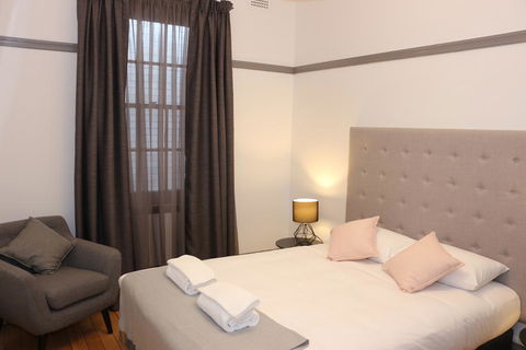 Guildford Hotel - Tweed Heads Accommodation 1