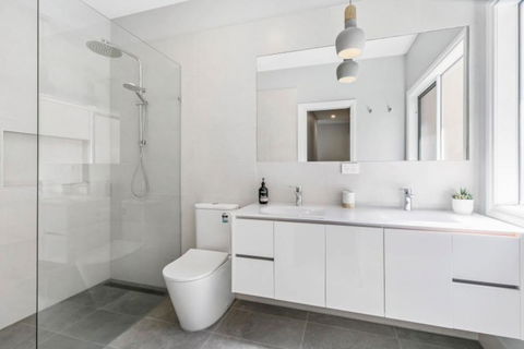 HALE KUPA Rye Beach House Spa Table Tennis - Tweed Heads Accommodation 3