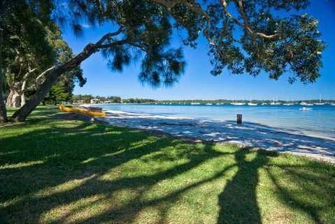 Hamptons Coastline Retreat- Waterfront With A Heated Pool - Tweed Heads Accommodation 1