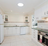 Happy Tails'  55 Pantowora Street - pet friendly air conditioned - Tweed Heads Accommodation