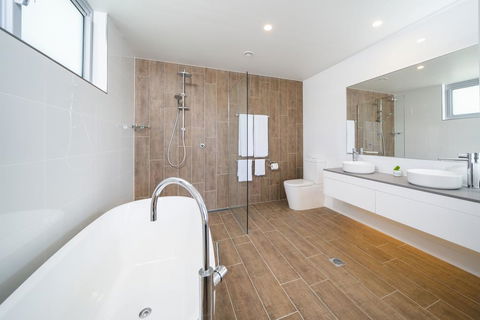 Harbour Cove - Tweed Heads Accommodation 2