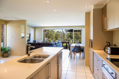 HARBOUR LIGHTS - Ulladulla - Tweed Heads Accommodation 3