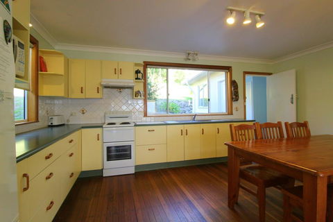 Hi View, 18 Dulconghi Street - Tweed Heads Accommodation 0