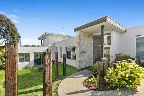 Highlander Haven 15 - Tweed Heads Accommodation 0