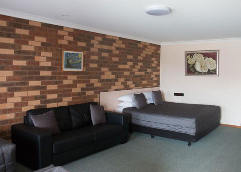 Highway Inn Motel - Tweed Heads Accommodation 0