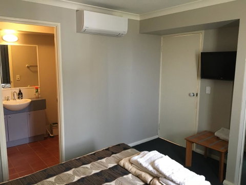 Hillarys Executive Apartment - Tweed Heads Accommodation 1
