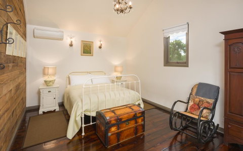 Historic Timboon House Stables & Gardens - Tweed Heads Accommodation 2