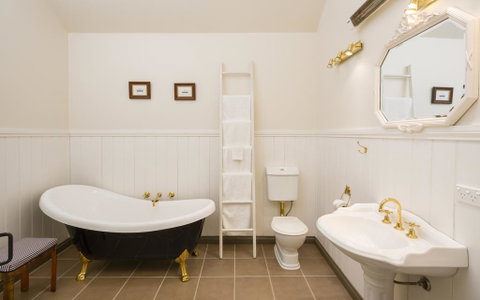 Historic Timboon House Stables & Gardens - Tweed Heads Accommodation 3