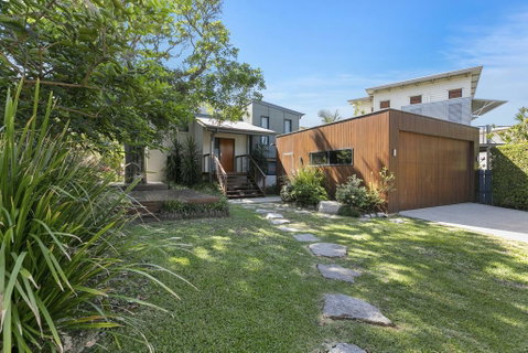 Holiday Hideaway, Sunshine Beach - Tweed Heads Accommodation 0
