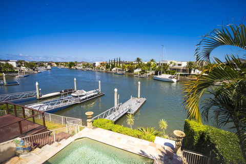 Holiday Home Luxe @ Sanctuary Cove - Tweed Heads Accommodation 1