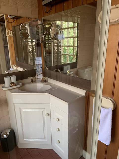 Holly Cottage - Tweed Heads Accommodation 0