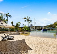 Homebush Bay Self-Contained Modern Two-Bedroom Apartments BEN - Tweed Heads Accommodation