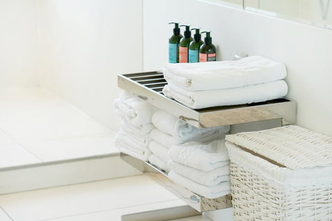 HomeHotel New And Comfort 3 Bedrooms Security Apt - Tweed Heads Accommodation 1