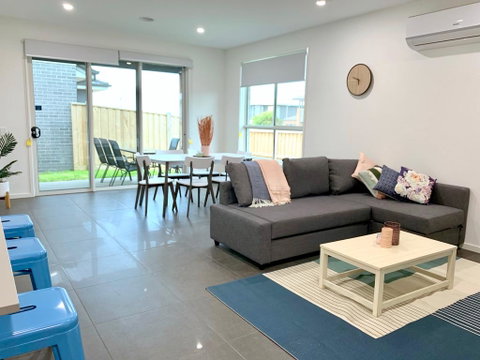 Homely Getaways In New Torquay - Tweed Heads Accommodation 0