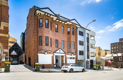 Hotel 46 - Tweed Heads Accommodation 0