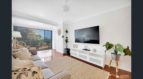 Island Vista - Tweed Heads Accommodation 1
