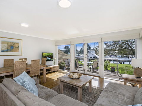 JOHANSSON'S PERCH No. 3 - Tweed Heads Accommodation 0