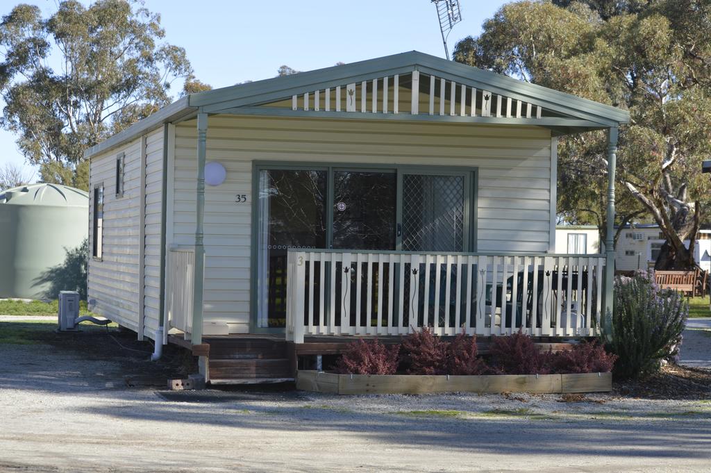 Milnes Bridge VIC Tweed Heads Accommodation
