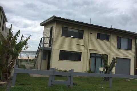 Kiama Downs Beach House - Tweed Heads Accommodation 1