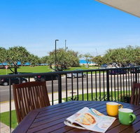 Kings Beach Ocean Front Views Private Balcony overlooking Kings Beach - Tweed Heads Accommodation