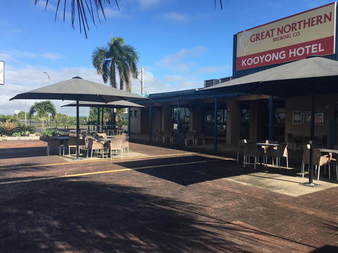 Kooyong Hotel - Tweed Heads Accommodation 0
