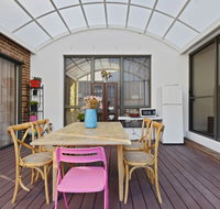 KOZYGURU Belrose Modern Designer 2 Bed  FREE Parking - Tweed Heads Accommodation